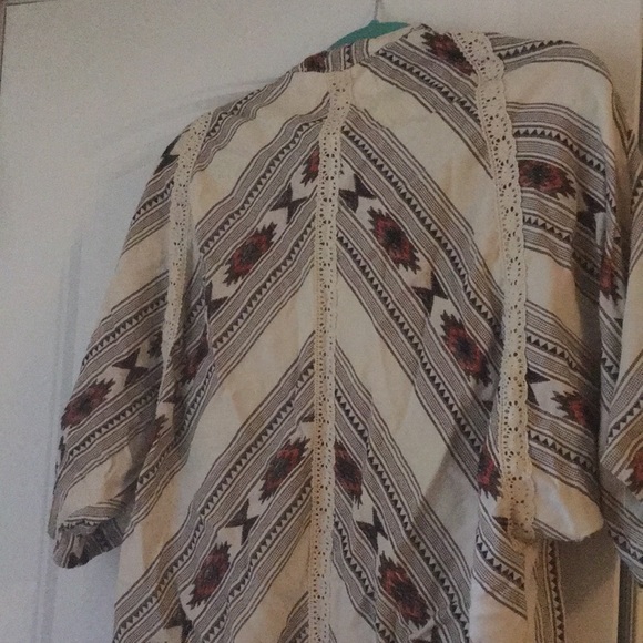 Cute 70s inspired cardigan - Picture 2 of 2